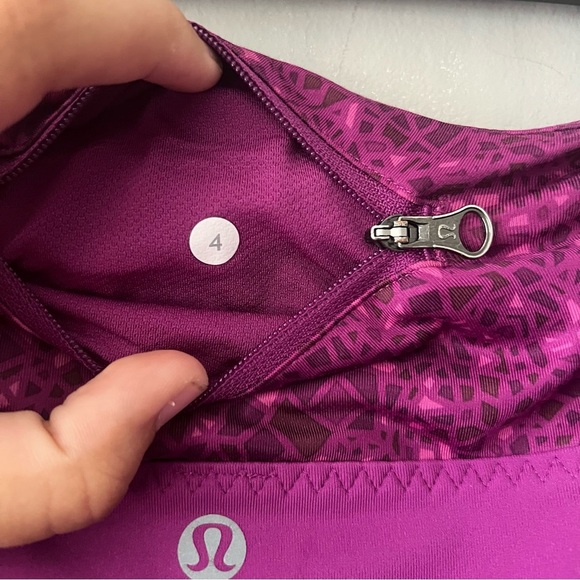 Lululemon Regal Plum Real Quick Tight Leggings Size 4 - Picture 5 of 8